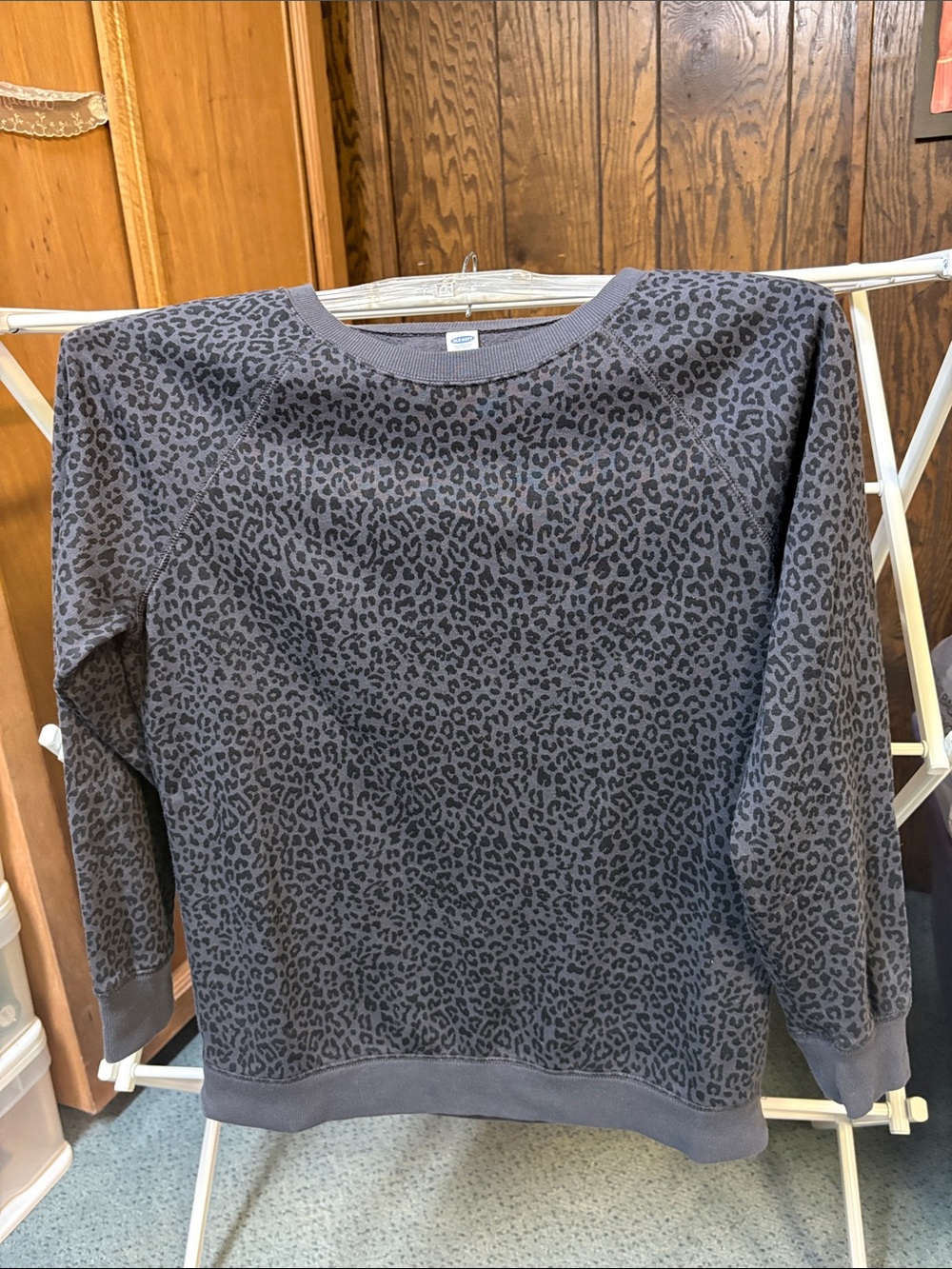 Old Navy Charcoal Gray Leopard Crewneck Sweatshirt